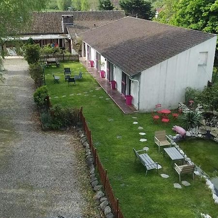 Les Garennes Bed and Breakfast Favières Eksteriør billede