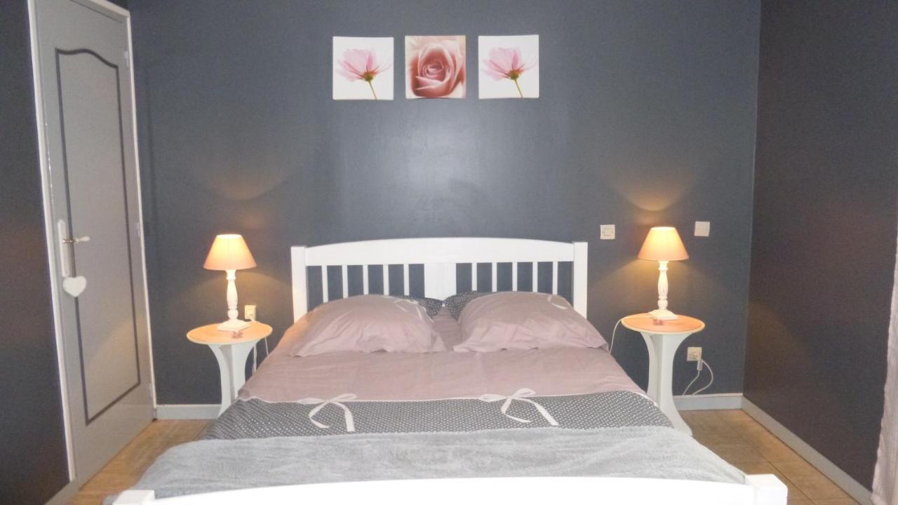 Les Garennes Bed and Breakfast Favières Eksteriør billede