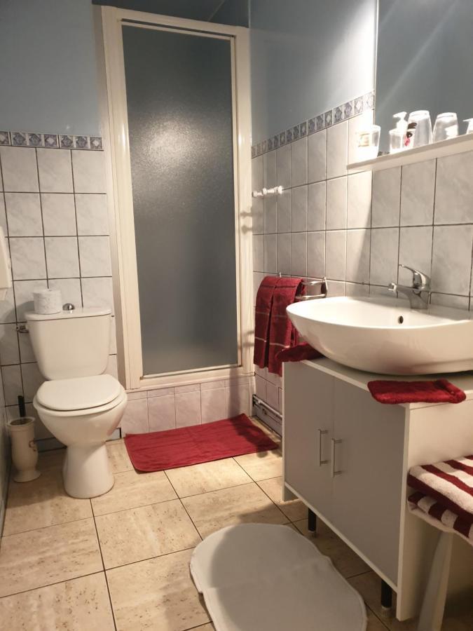 Les Garennes Bed and Breakfast Favières Eksteriør billede